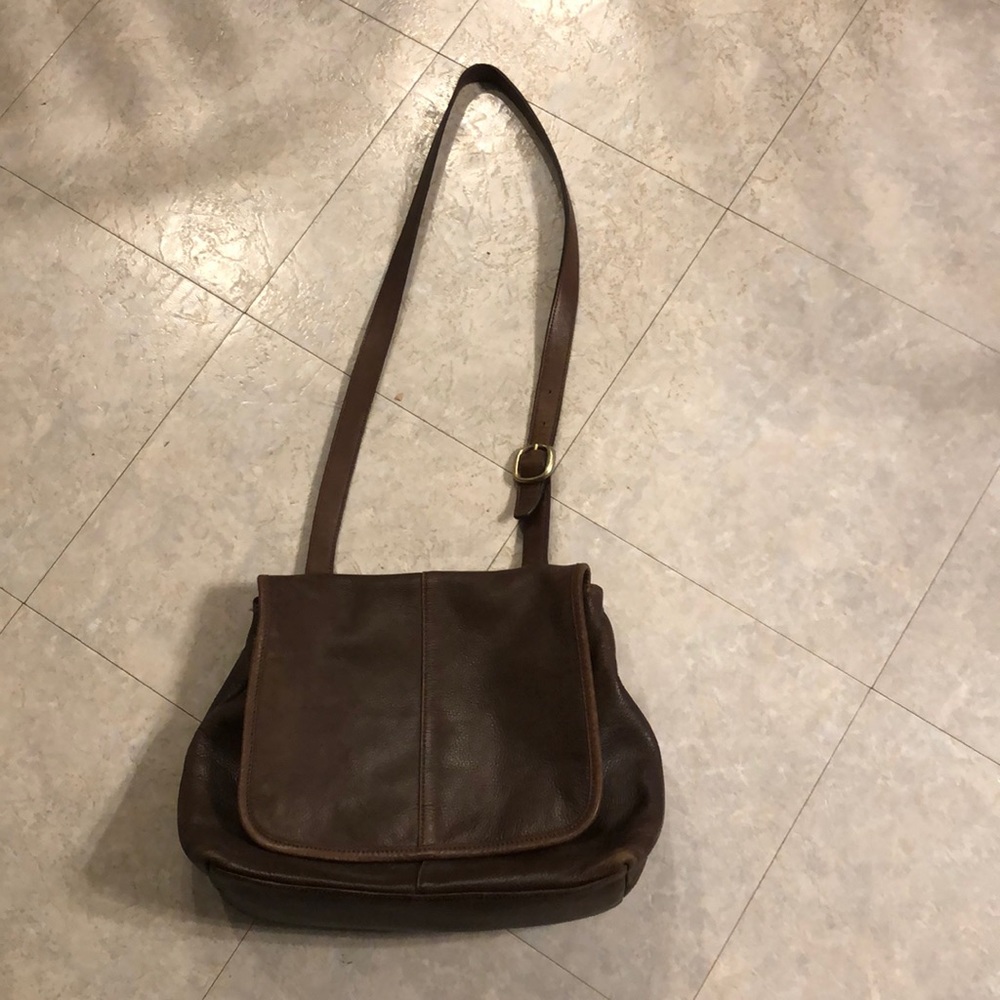 Leather messenger bag
